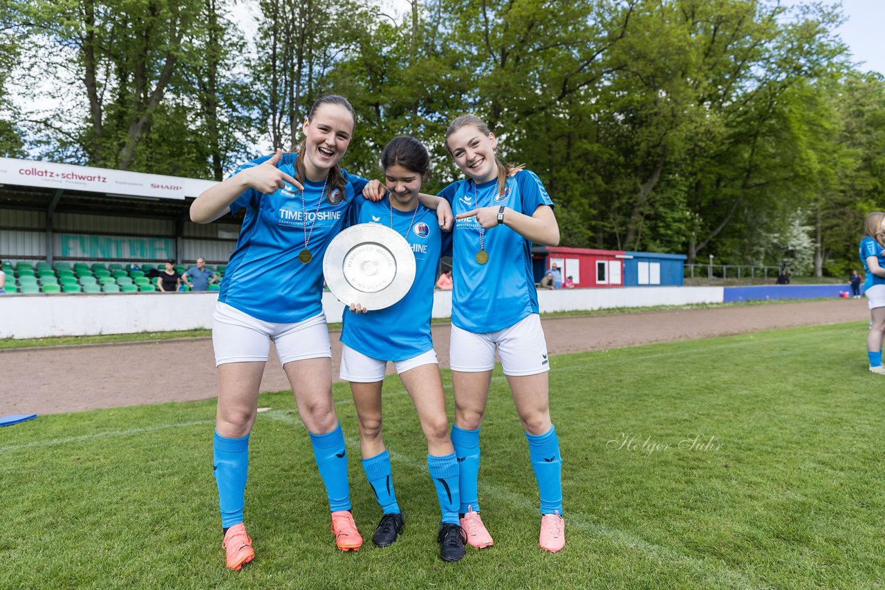 Bild 172 - wBJ Pinneberg Hamburger Meister Siegerehrung